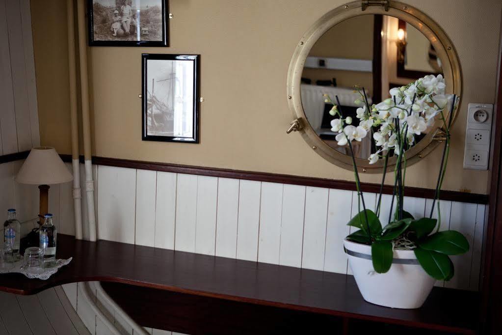 Boat Hotel De Barge Brugge Bagian luar foto