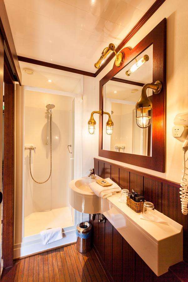 Boat Hotel De Barge Brugge Bagian luar foto